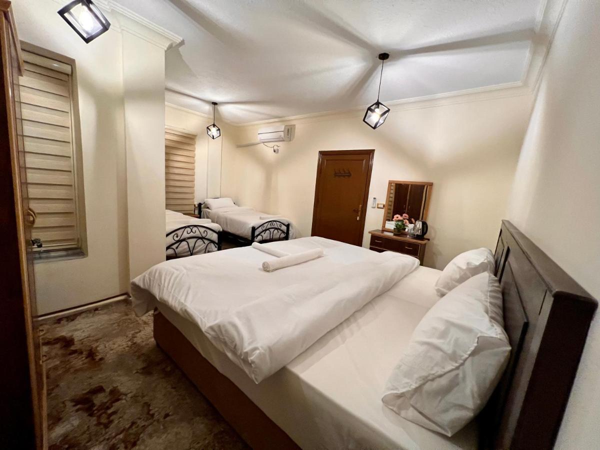 Raqeem Hotel Вади Муса Екстериор снимка